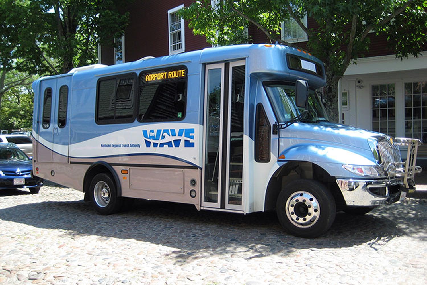 The Wave - Nantucket Regional Transit Authority 4