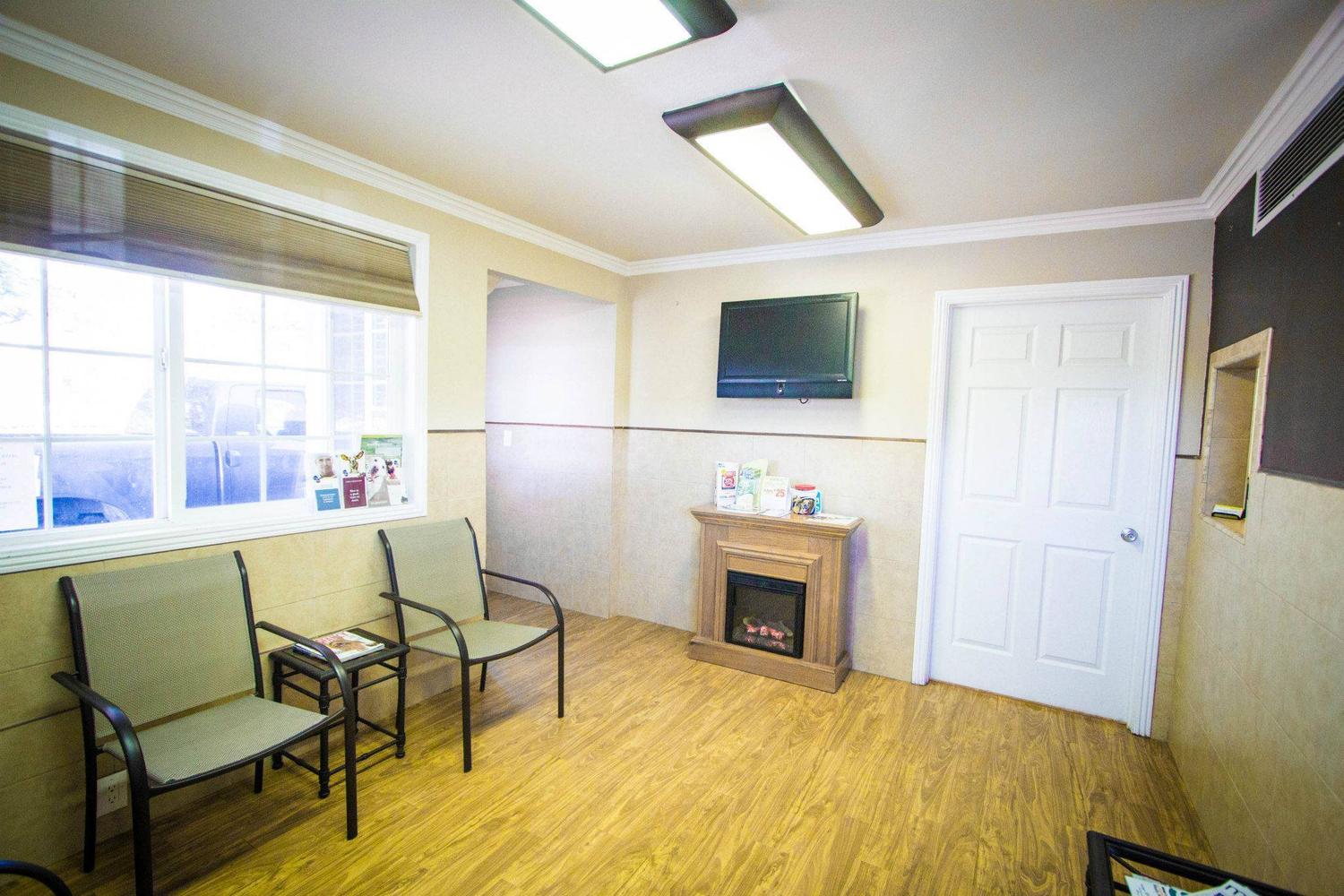 Spruce Avenue Pet Hospital 3