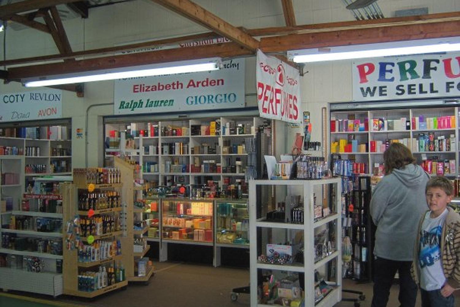 192 Flea Market 3