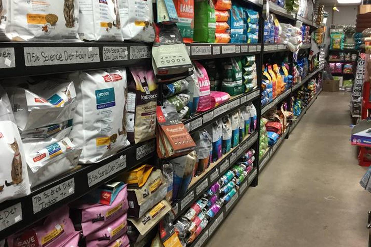 Mares-Z-Doats Feed Pet & Garden 2