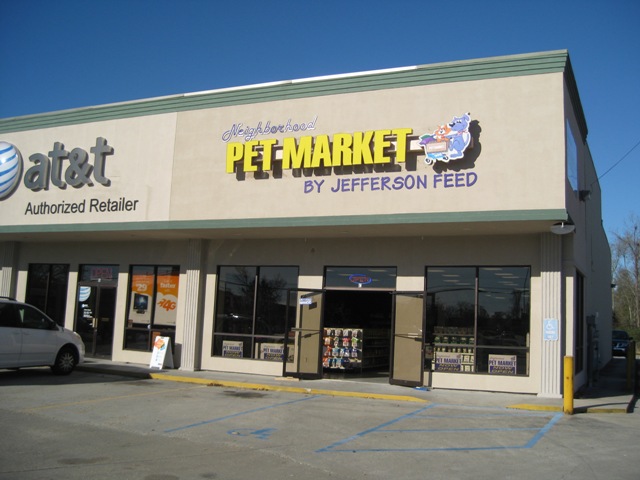 Neighborhood Pet Market by Jefferson Feed 0