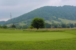 Schoolhouse Nine Golf Course